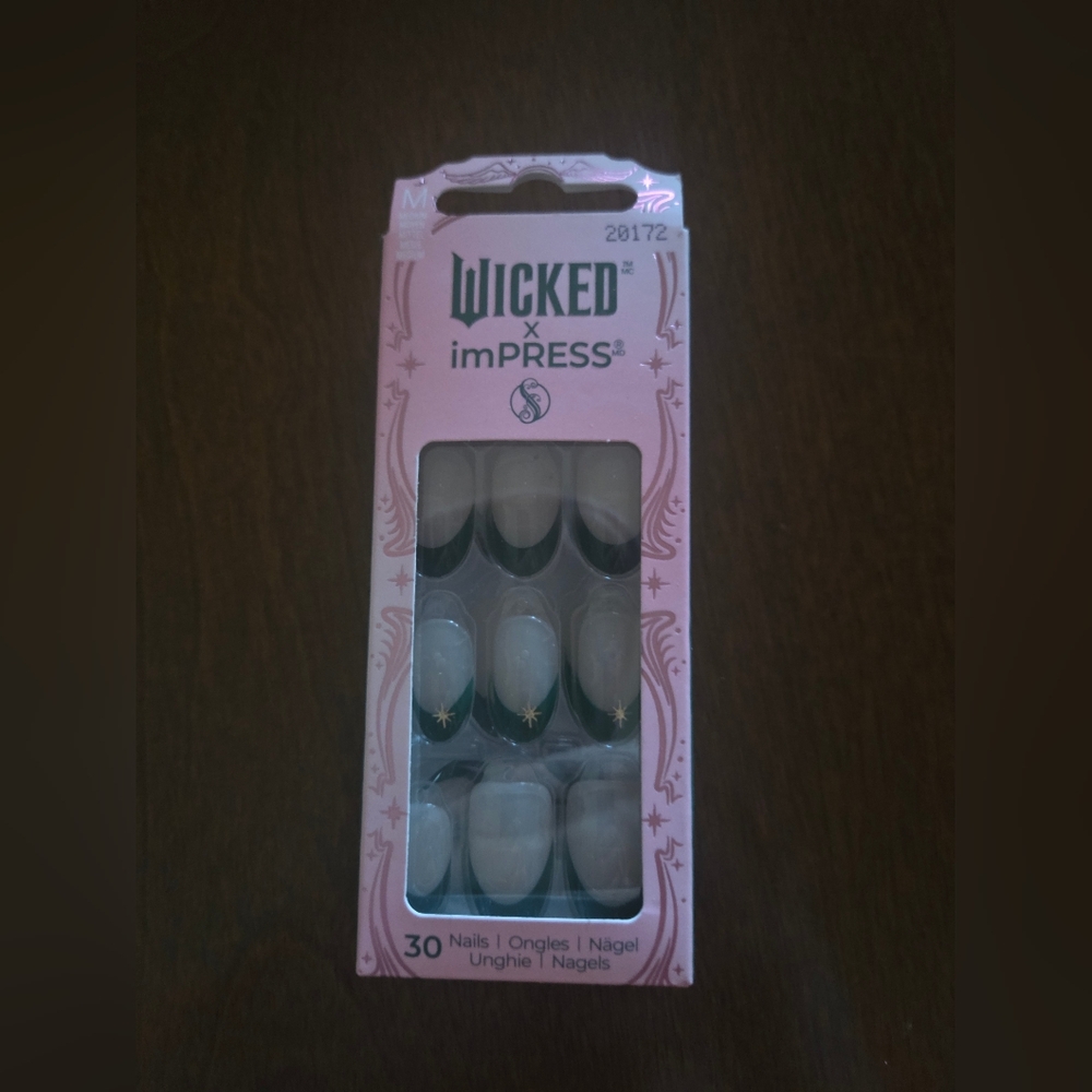 Wicked x imPRESS White Press-On Nails